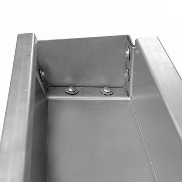 Fond chéneau de toiture embouti innovant galvanisé