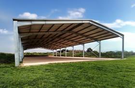 manege-equestre-1000-m-2 manege-equestre-1000-m-2