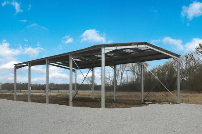 Bâtiment-en-kit-de-400-m-2-hauteur-6-m