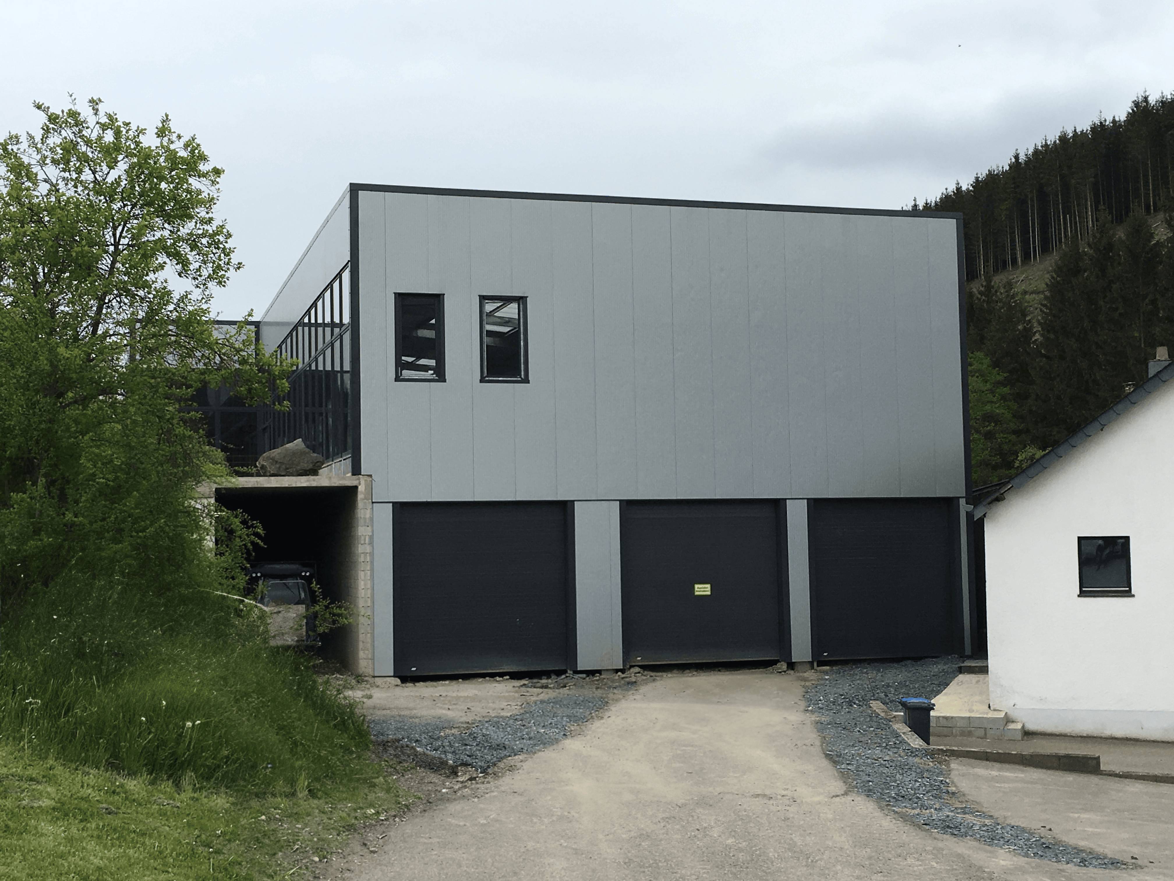 entrepot-620-m-2-isole-panneaux-sandwich