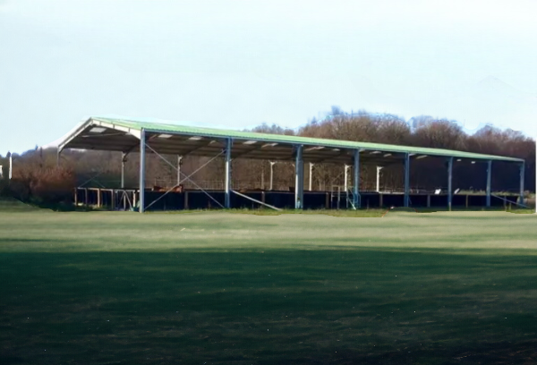 Manège-équestre-en-kit-865m-2-en-kit