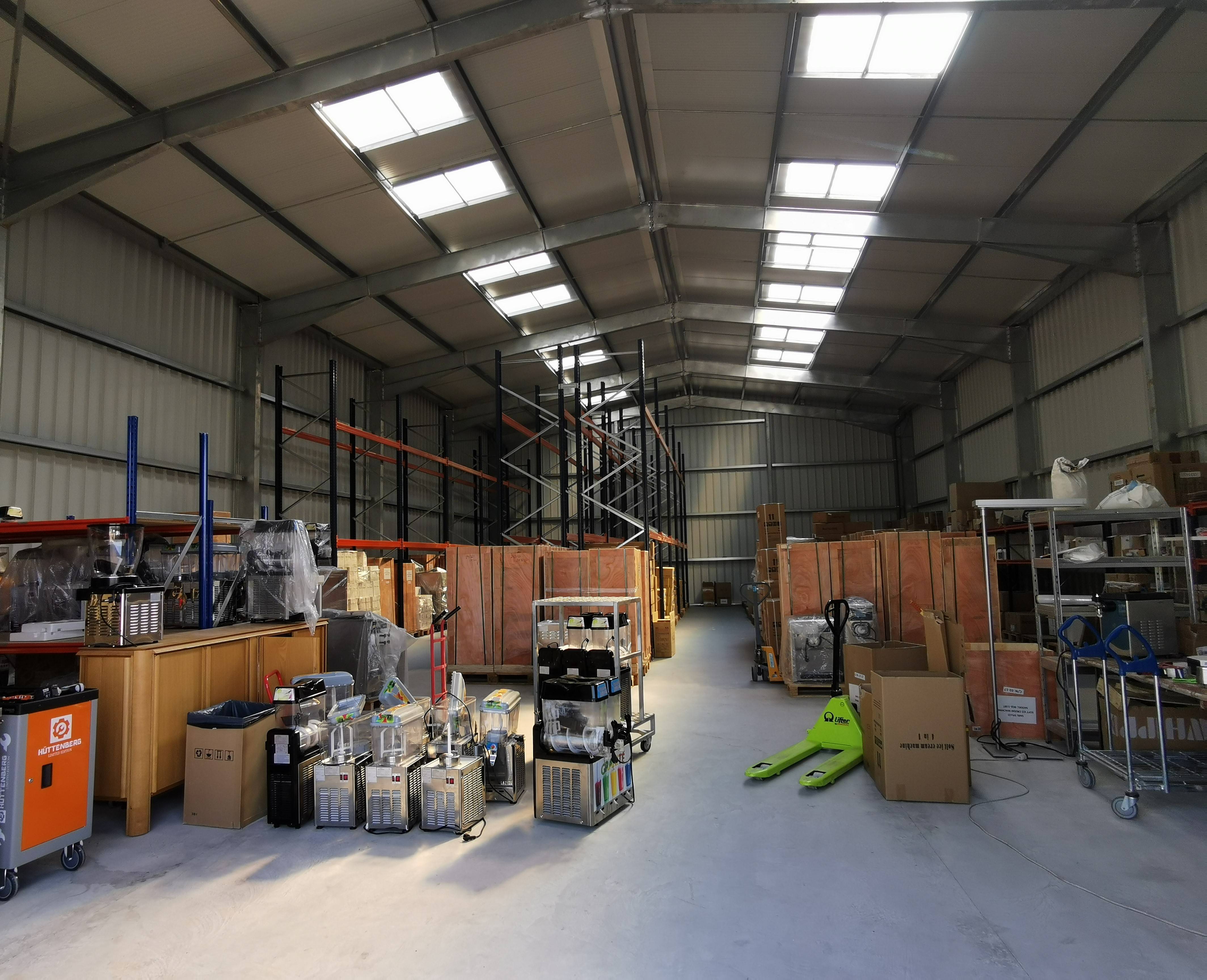 stockage-chantier-abris-batiments