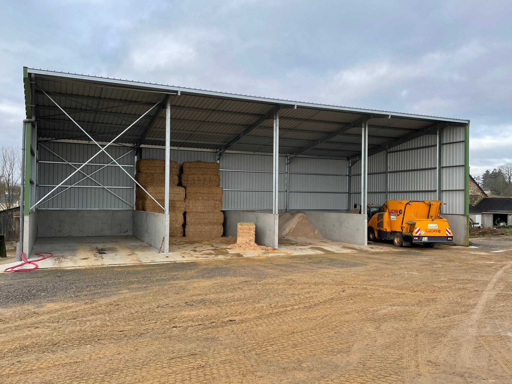 MR. Juin - fodder storage shed