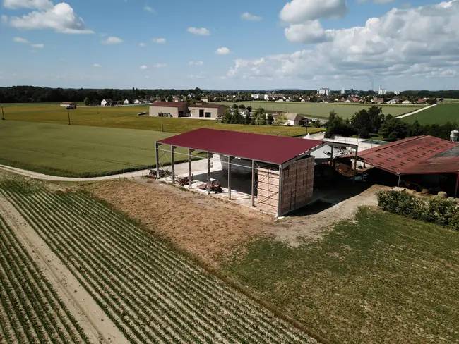 Bâtiment bi-pente renforcé 300m² à -23%