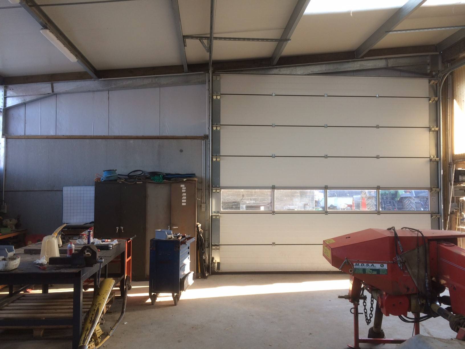 stockage-outillage-batiment