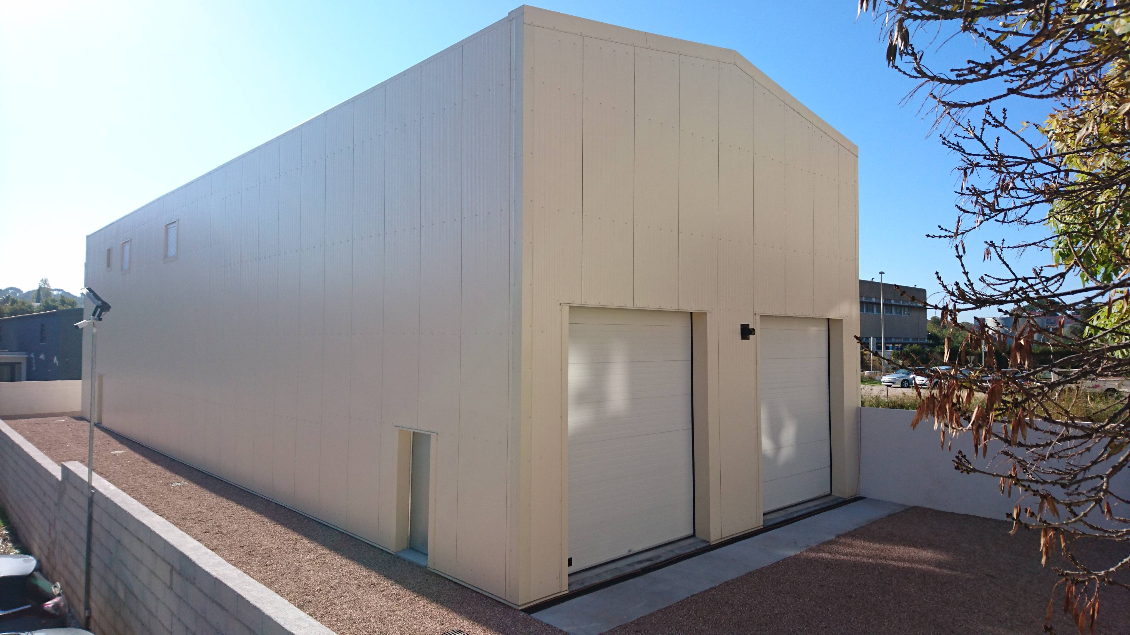 batiment-industriel-fermond-83