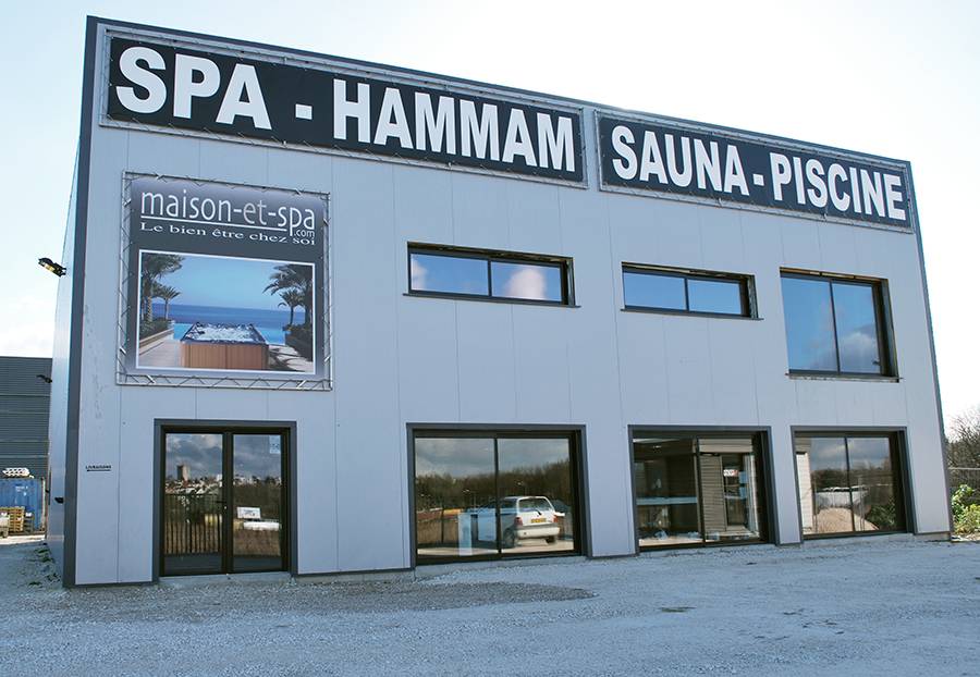 M. VAUCLARE, GÉRANT DE SOCIÉTÉ