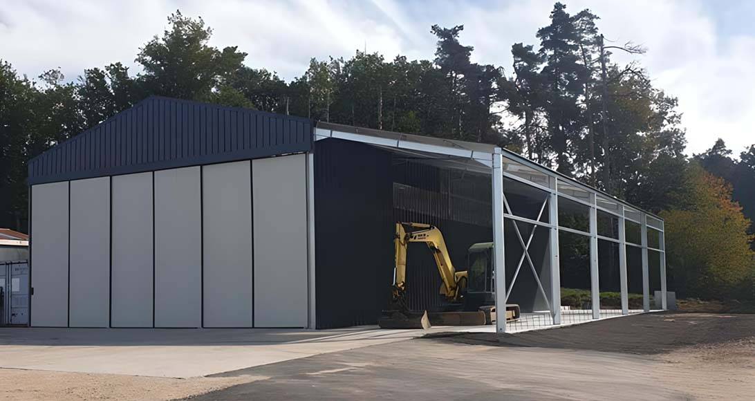Bâtiment industriel pour le stockage de véhicules, équipements et autre marchandise