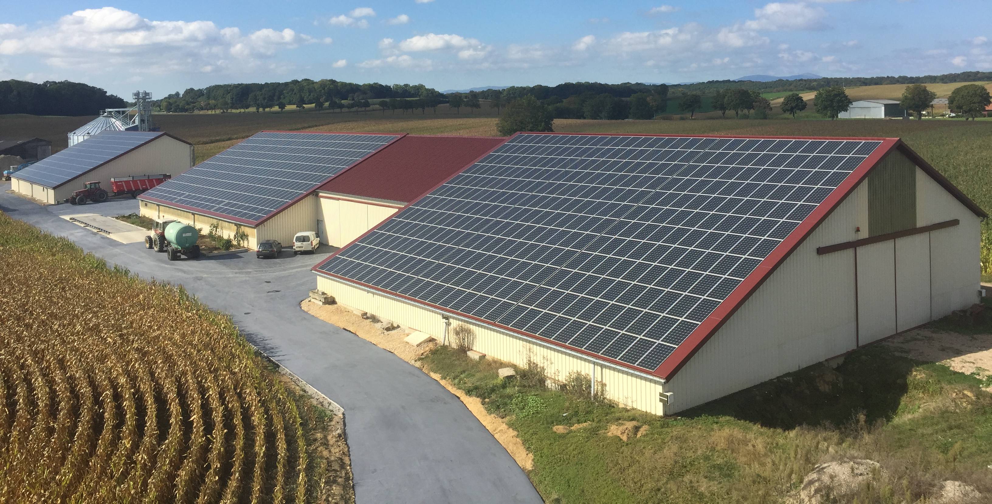 Bâtiment photovoltaïque en Alsace