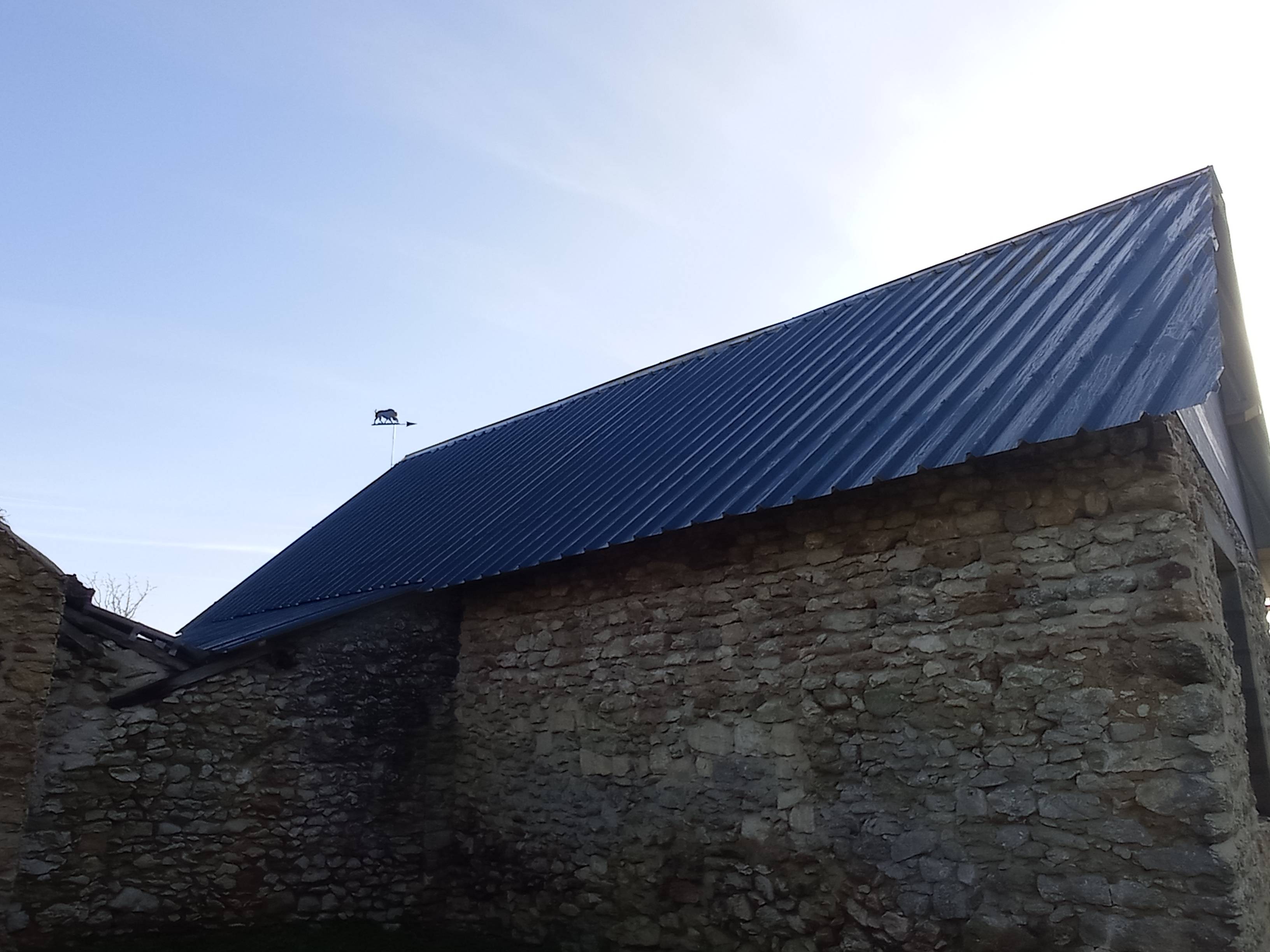 Tôles bac acier sur mesure pour toiture métallique : retours de M. Gilet