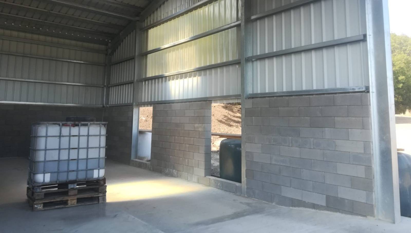 stockage-produits-phytosanitaires-batiment